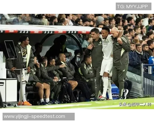 西甲焦点战平：拜仁与皇马激战成和引发全场热议