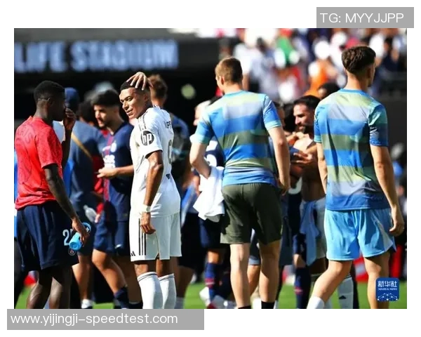 友谊赛精彩对决曼城与巴黎圣日耳曼战成平局绝杀瞬间震撼全场 友谊赛精彩对决曼城与巴黎圣日耳曼战成平局绝杀瞬间震撼全场