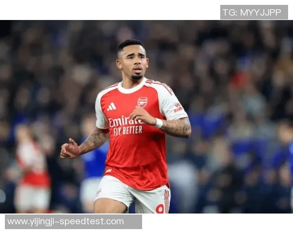 英超焦点战阿森纳大胜那不勒斯争议判罚引发全场热议 英超焦点战阿森纳大胜那不勒斯争议判罚引发全场热议