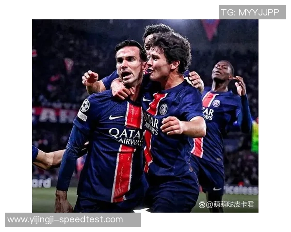 中超激战巴黎圣日耳曼大胜波尔图引发转会热议与球迷狂欢