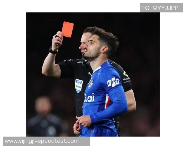 西甲激战:AC米兰大胜曼联3-0全场沸腾赛后点评精彩纷呈 西甲激战:AC米兰大胜曼联3-0全场沸腾赛后点评精彩纷呈