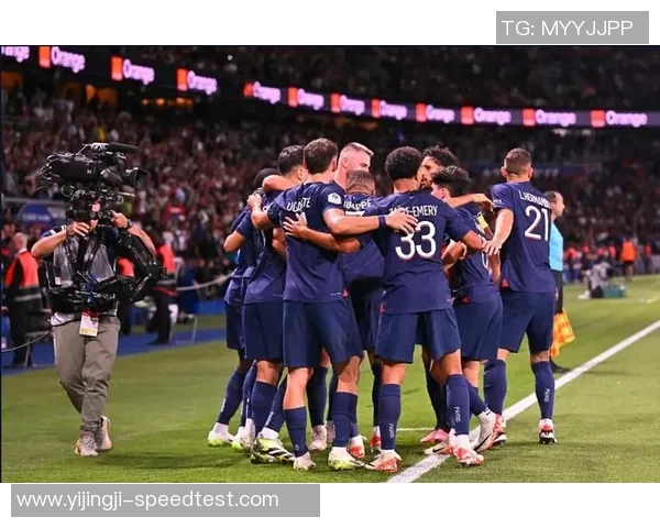 足总杯精彩对决里昂凭神扑力克巴黎圣日耳曼全场沸腾
